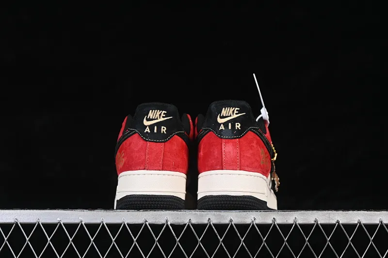 All categories Nk Air Force 1 Air Force series Nk Air Force 1 Low Air Force low-top Nike Air Force 1'07 Low Year of the Horse limited edition Beige, black and red contrast Air Force 1 low-top casual sneakers QW5288-131